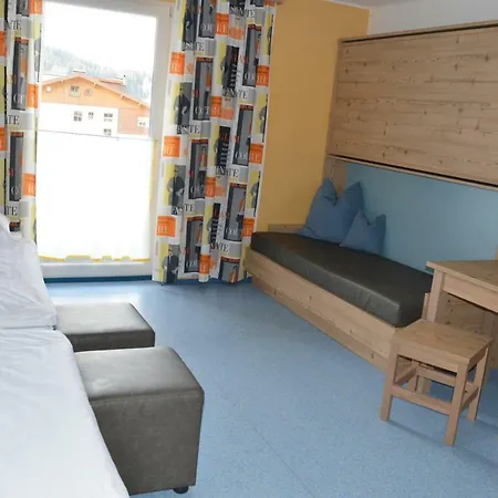 Hostel Hirscher *