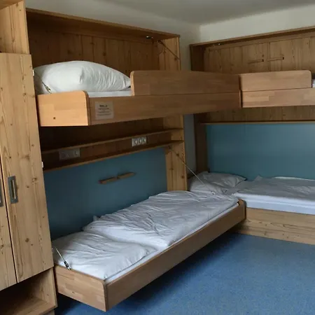 Hostel Hirscher *